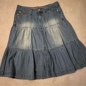 Younique vintage ruffled denim skirt-size 30 waist EUC